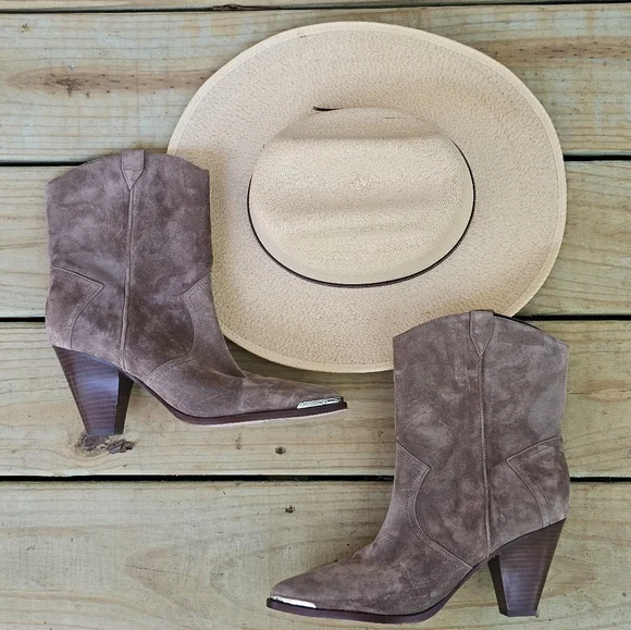 Vero Cuoio Women's Brown Boots 8.5 M Suede Tan NWT Heeled‎ - Picture 1 of 12